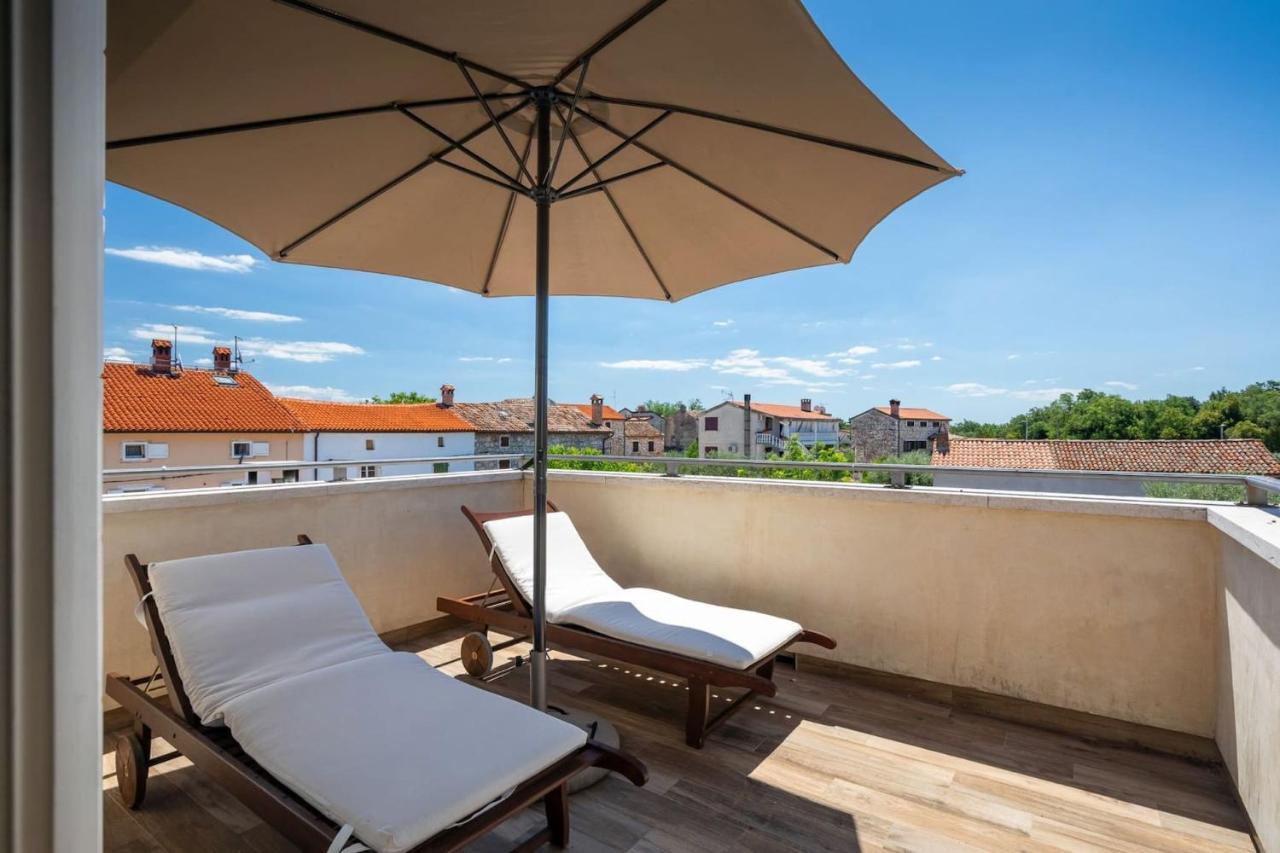Family Villa Elizabeta With Pool In Umag Cepljani Экстерьер фото